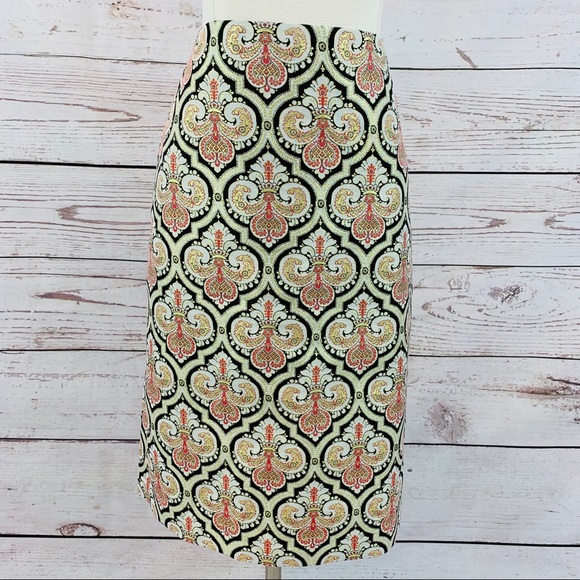 Talbots Dresses & Skirts - Talbots brocade gold black skirt with sparkle